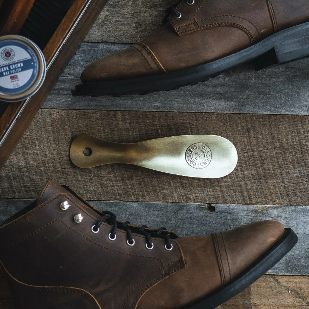 Cobbler's Choice Metal Shoe Horn | Brushed Brass - Image 3