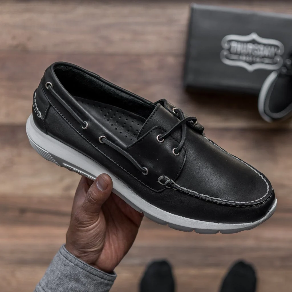 [W] Handsewn Runner | Black - Image 7