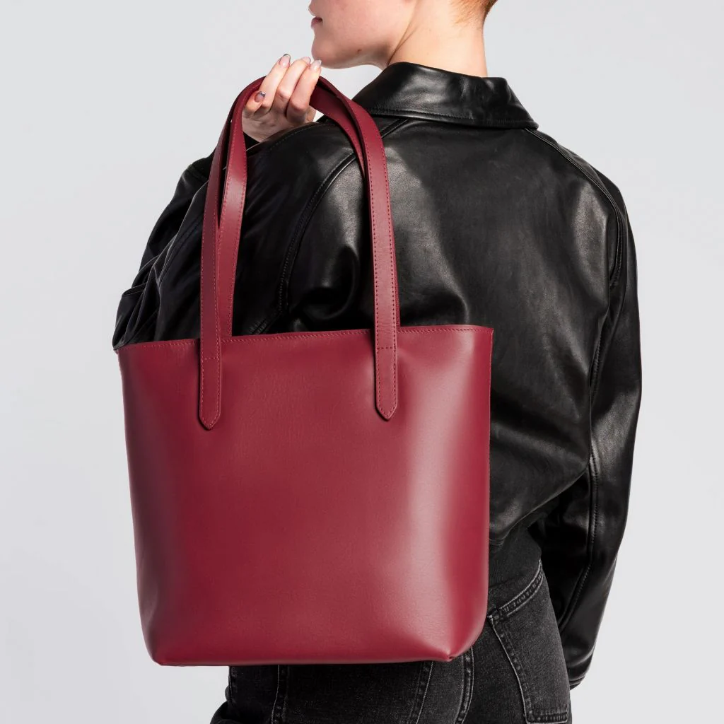 Everyday Tote | Red (M) (Zipper) - Image 6