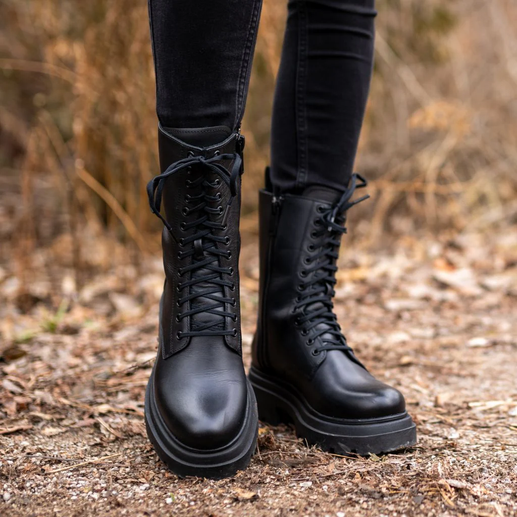 Fatale | Black - Image 7