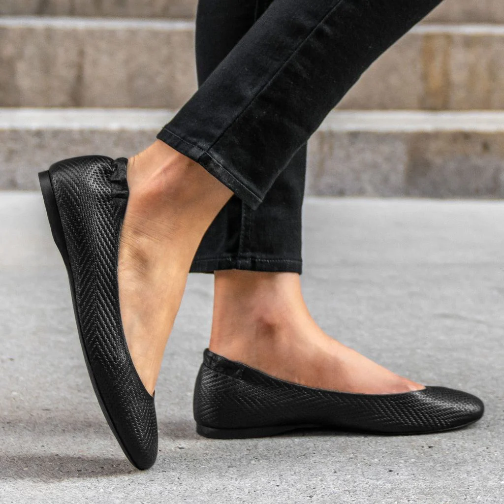 Scrunch | Black Embossed - Image 6